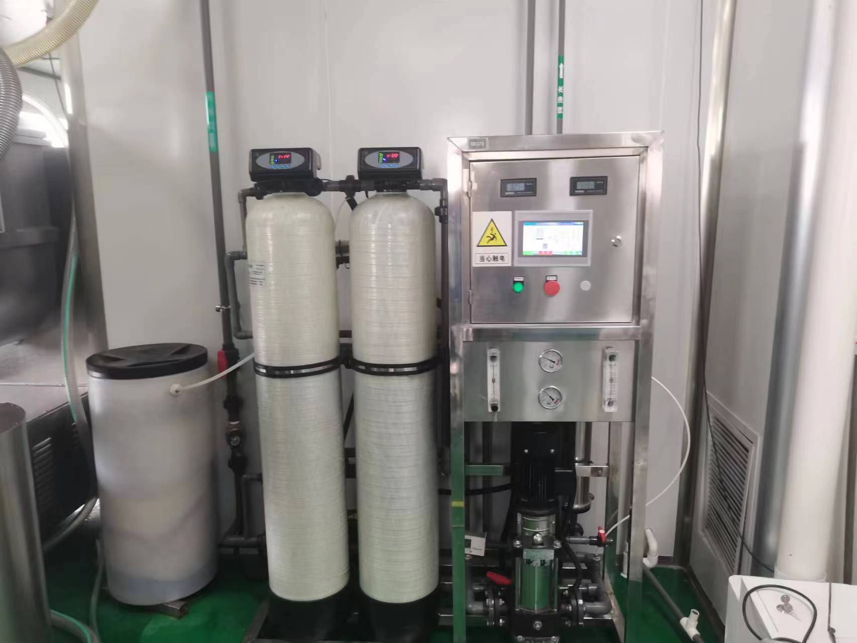 0.5噸純水設(shè)備 (3).jpg